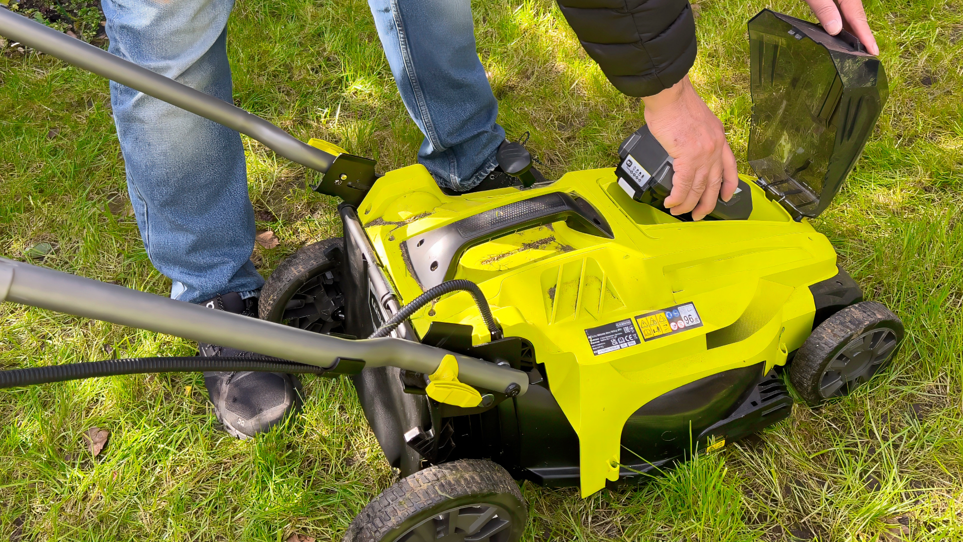battery-power-lawn-mower