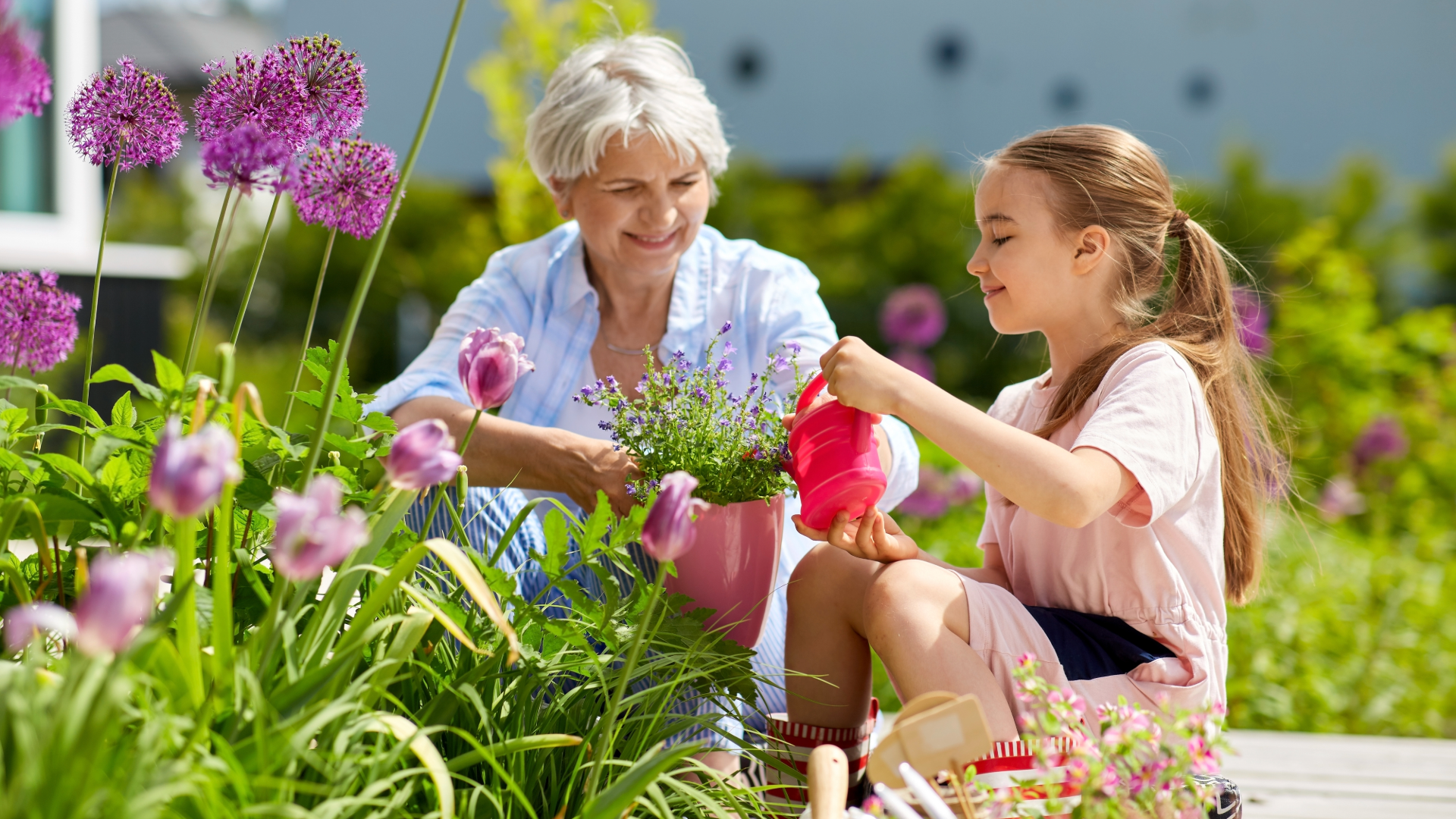 old-woman-garden